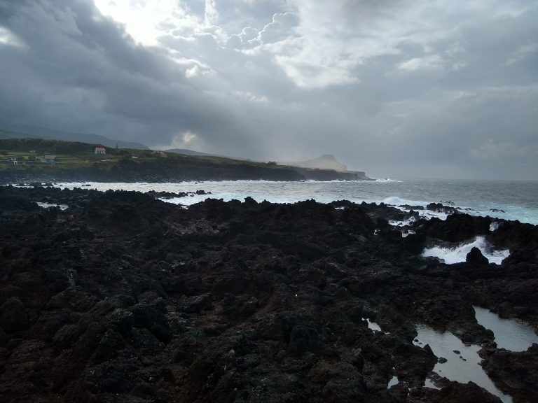 Trip to the Azores, the swimming pools of Biscoitos